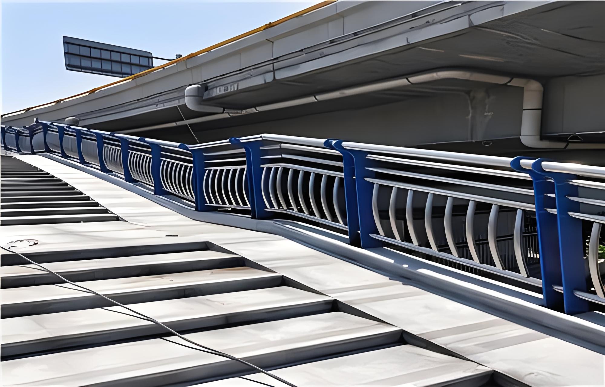 萍乡不锈钢桥梁护栏维护方案：确保安全，延长使用寿命